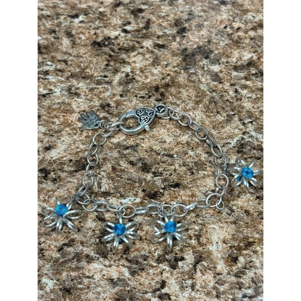 Happy Puddy Daisy Charm Bracelet Silver Tone Blue Flower Charms Adjustable 7–8”